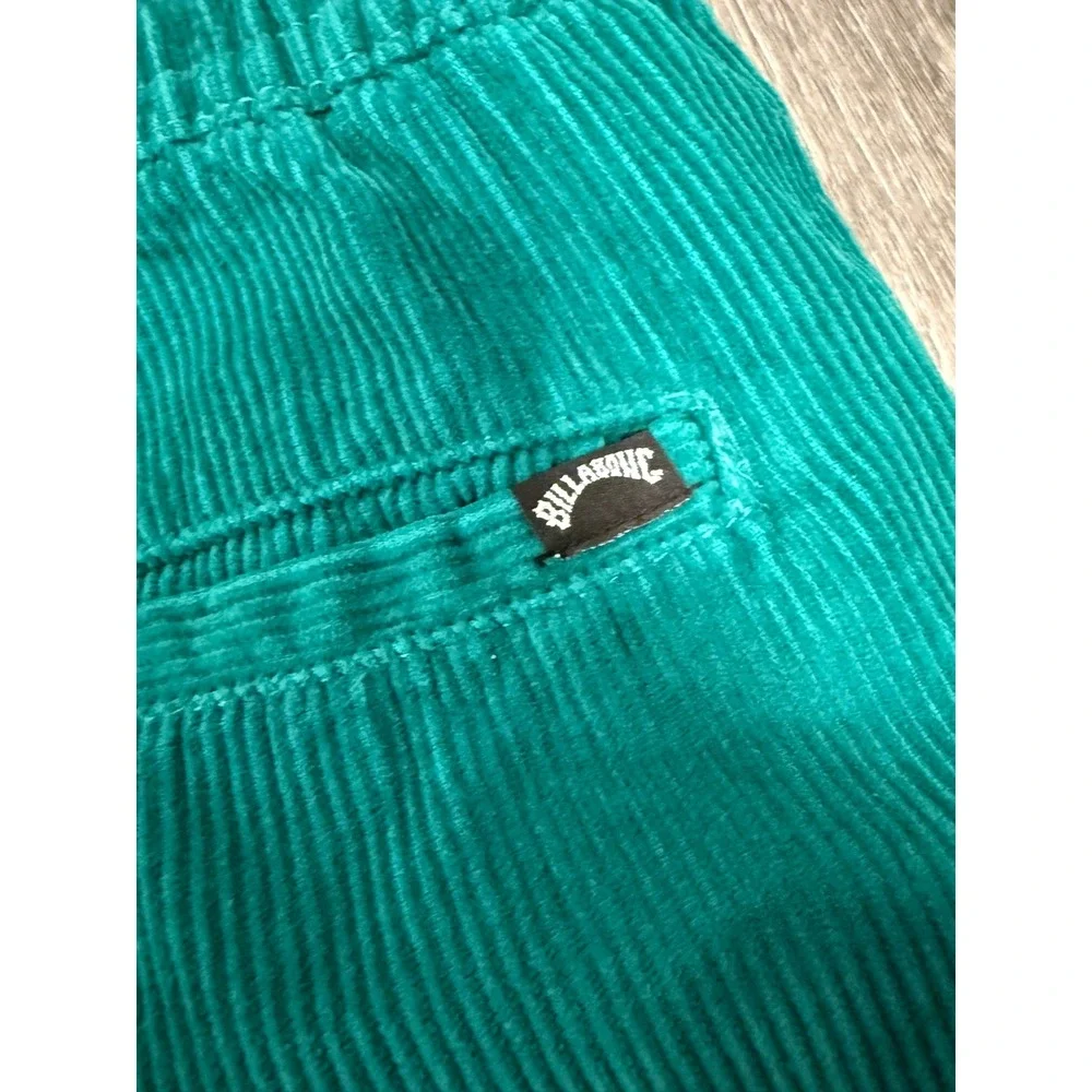 Billabong Shorts Mens Large Mike EW Corduroy Teal 100% cotton NWT cozy chic